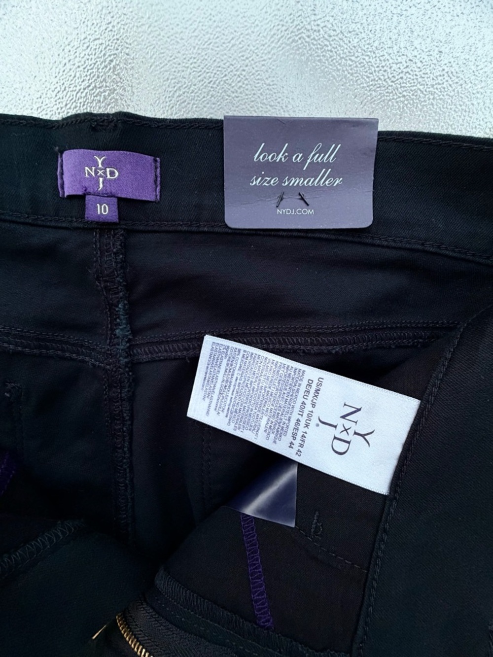 NYDJ Dayla Black Wide Cuff Capri High Rise Stretch Jeans ~ Women’s 10 - Picture 7 of 12